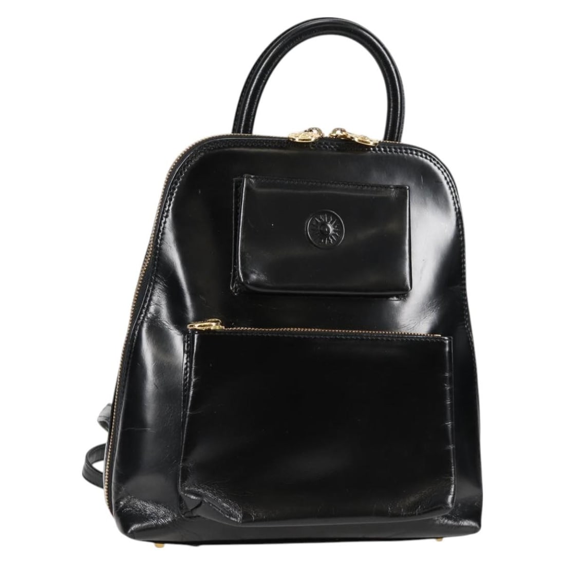 Gianni Versace Enamel Black Gold Backpack Authentic: Gianni Versace Enamel Black Gold Backpack Authentic This Gianni Versace backpack combines elegance with a stylish design. Crafted from durable enamel, it features a striking black and gold color schem