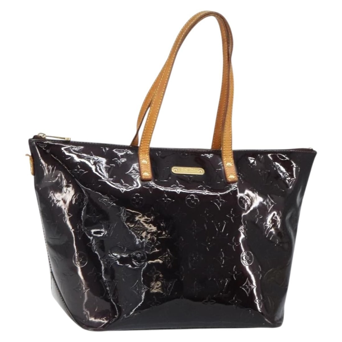 Louis Vuitton Bellevue GM Amarante Patent Leather Monogram Tote M93589 France: Louis Vuitton Bellevue GM Amarante Patent Leather Monogram Tote M93589 France This is a Louis Vuitton Monogram Vernis Bellevue GM Tote Bag in Amarante, crafted from patent leather. The bag features du