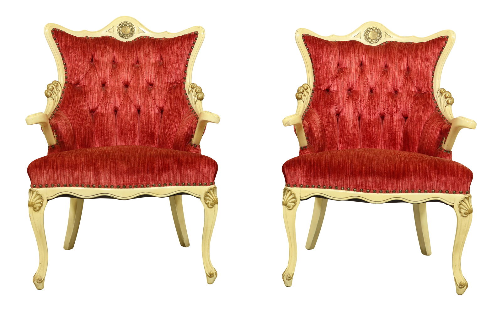 Vintage French Style Fireside Chairs Pair 1960s Off White Gold Highlights: Vintage French Style Fireside Chairs Pair 1960s Off White Gold Highlights This elegant pair of vintage French style fireside chairs features a charming off-white paint finish with gold highlights, ref