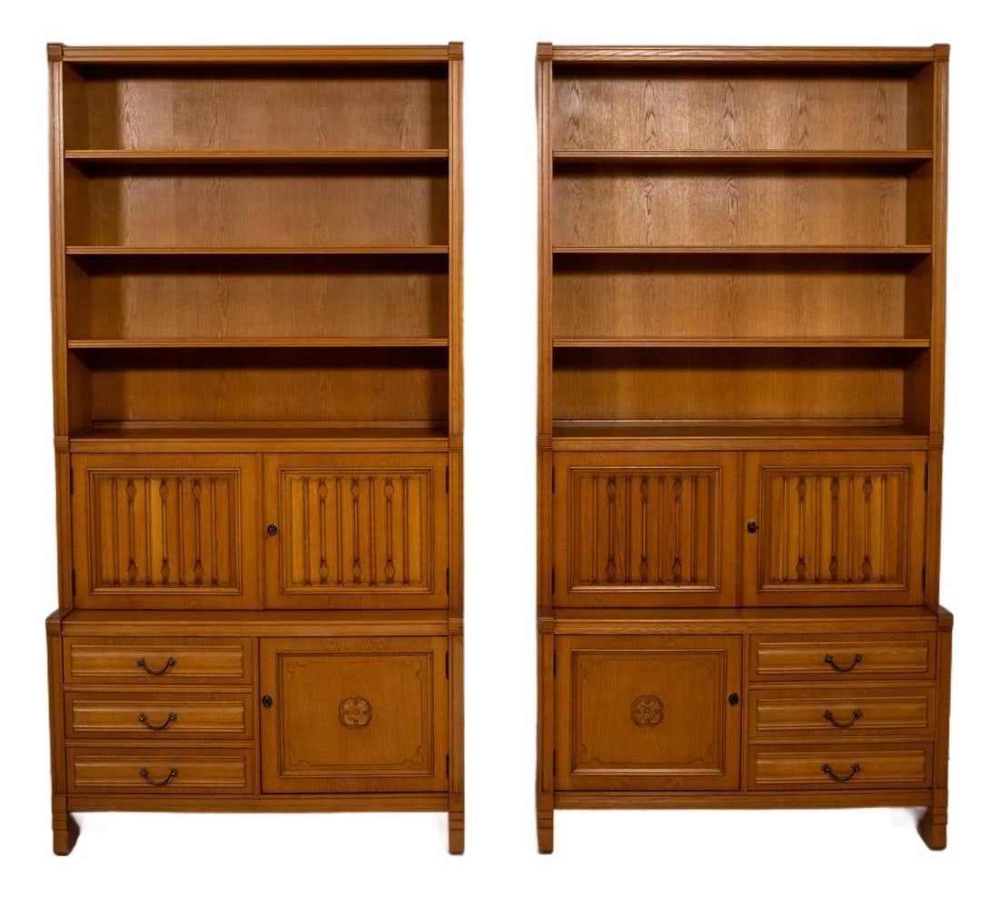 Set of Two German Oak Three-Section Open Bookcase Cabinets (1 of 10)