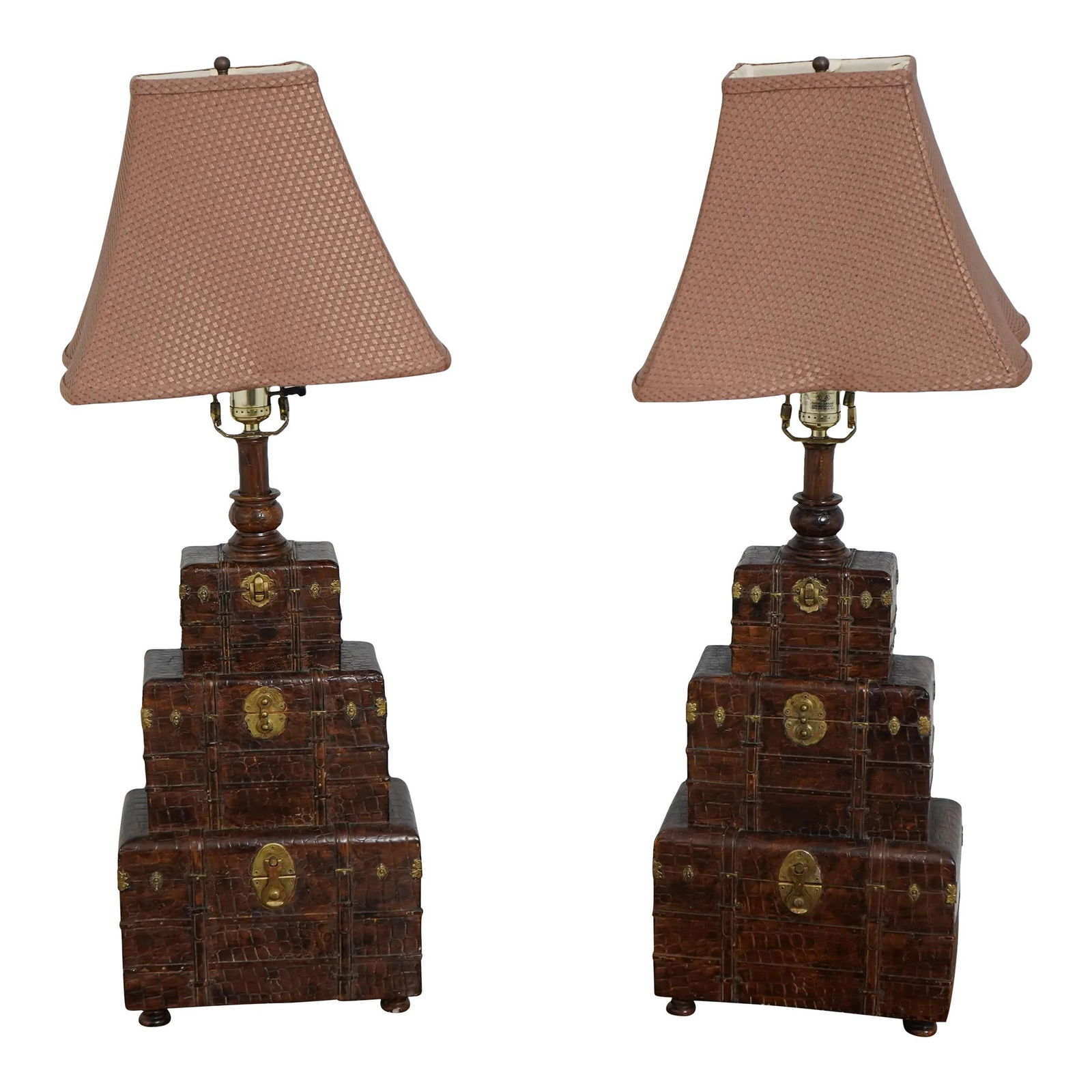 Elegant Pair of Brown Textured Leather Stacking Lamps: Elegant Pair of Brown Textured Leather Stacking Lamps Enhance your space with this stunning pair of textured leather design stacking chest lamps. Crafted approximately 30 years ago, these lamps showca
