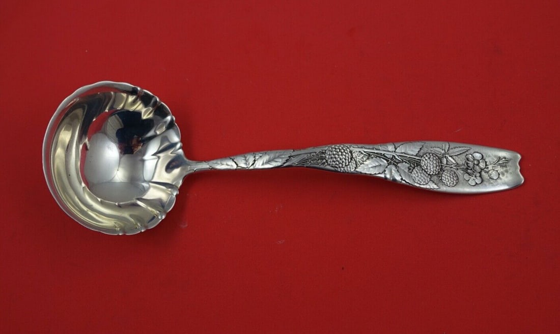 Whiting Berry Sterling Silver Gravy Ladle 7 3/4 inches Raspberry Motif (1 of 2)