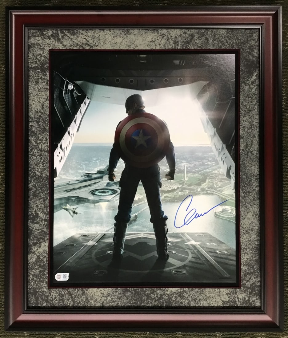 Chris Evans Autographed Captain America Photo Custom Framed with SWAU Authentication (1 of 6)