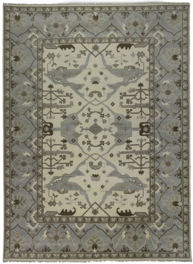 Extra Large Handmade Wool Oushak Floral Rug 10'2 x 13'10: Extra Large Handmade Wool Oushak Floral Rug 10'2 x 13'10 Enhance your living space with this exquisite Handmade Wool Oushak Oriental Rug, featuring a large floral design that brings an elegant touch t