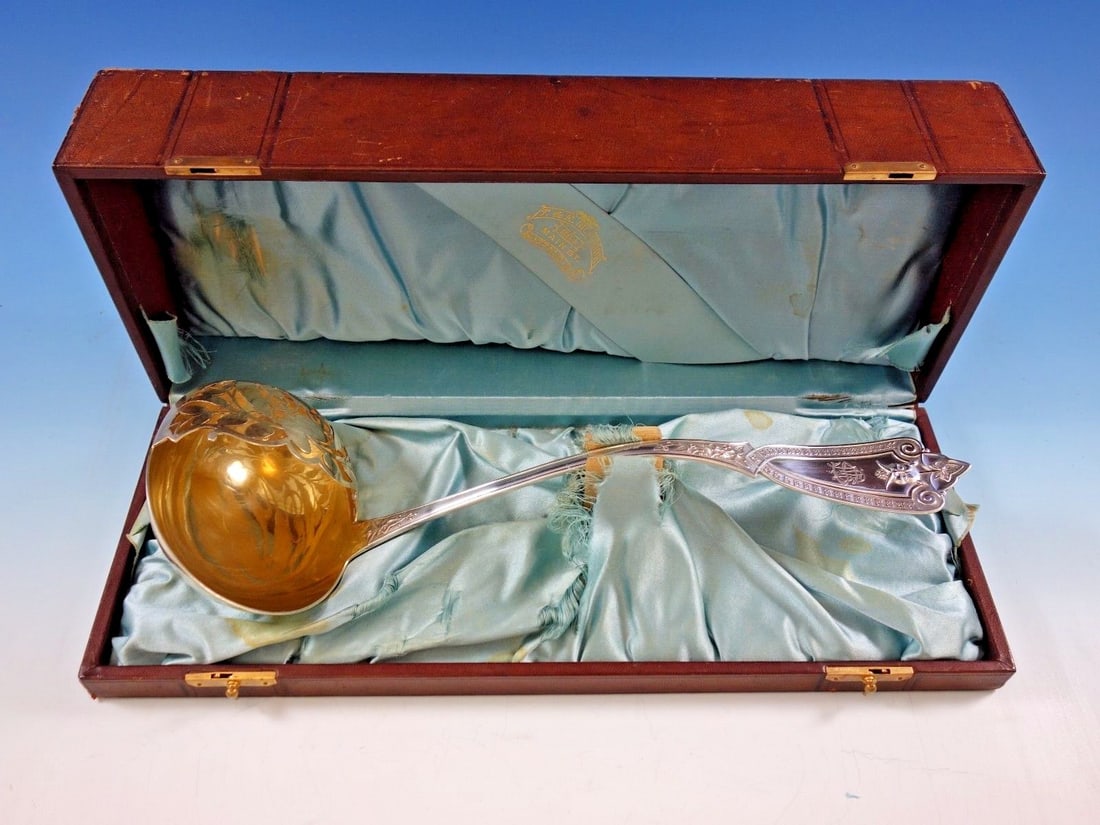Whiting Hebbard Ivy Sterling Silver Soup Ladle Gold-Washed 12 Inch with Box: Whiting Hebbard Ivy Sterling Silver Soup Ladle Gold-Washed 12 Inch with Box This exquisite soup ladle from the Ivy pattern by Whiting Hebbard is a stunning example of 19th-century craftsmanship. Measu