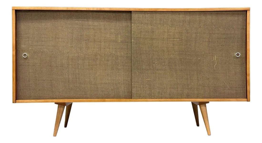 1960s Paul McCobb Planner Group Maple Credenza with Grass Cloth Doors (1 of 9)