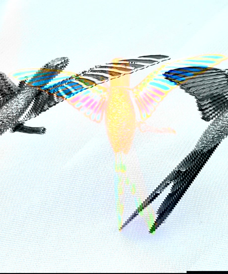 Spanish 18K Yellow Gold Sapphire Hummingbird Brooch with Enamel (1 of 10)