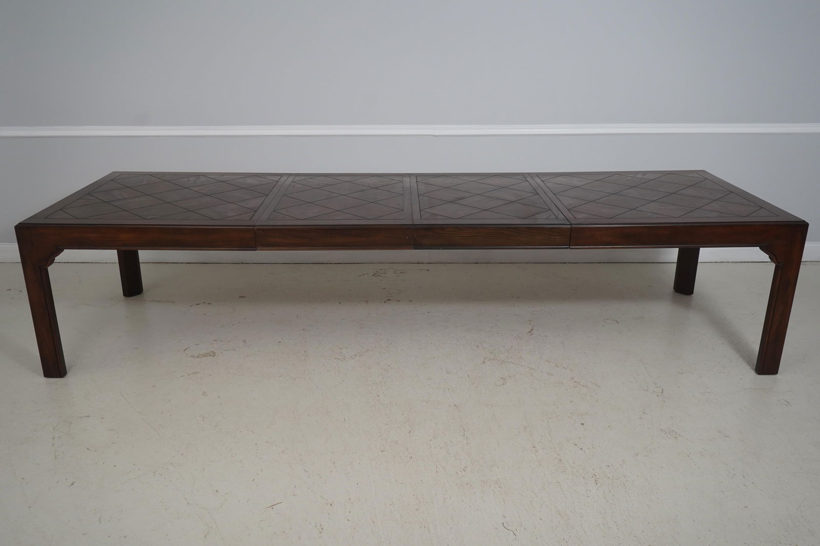 Traditional Solid Oak Dining Table with Two Extension Leaves - 10