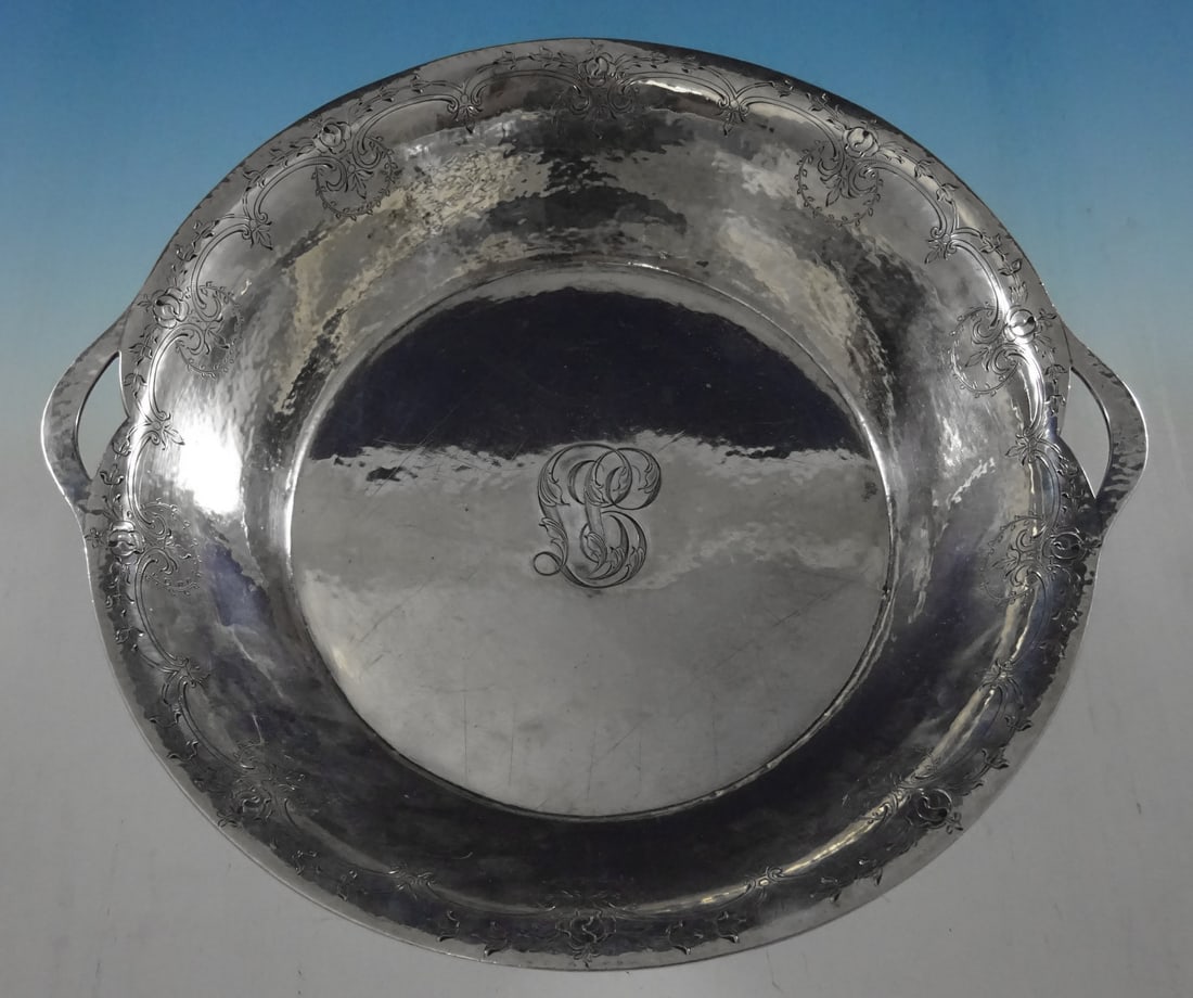 Lebkuecher Sterling Silver Hand-Hammered Fruit Bowl with Handles: Lebkuecher Sterling Silver Hand-Hammered Fruit Bowl with Handles This exquisite Lebkuecher sterling silver fruit bowl, crafted between 1850 and 1899, showcases a stunning hand-hammered design compleme