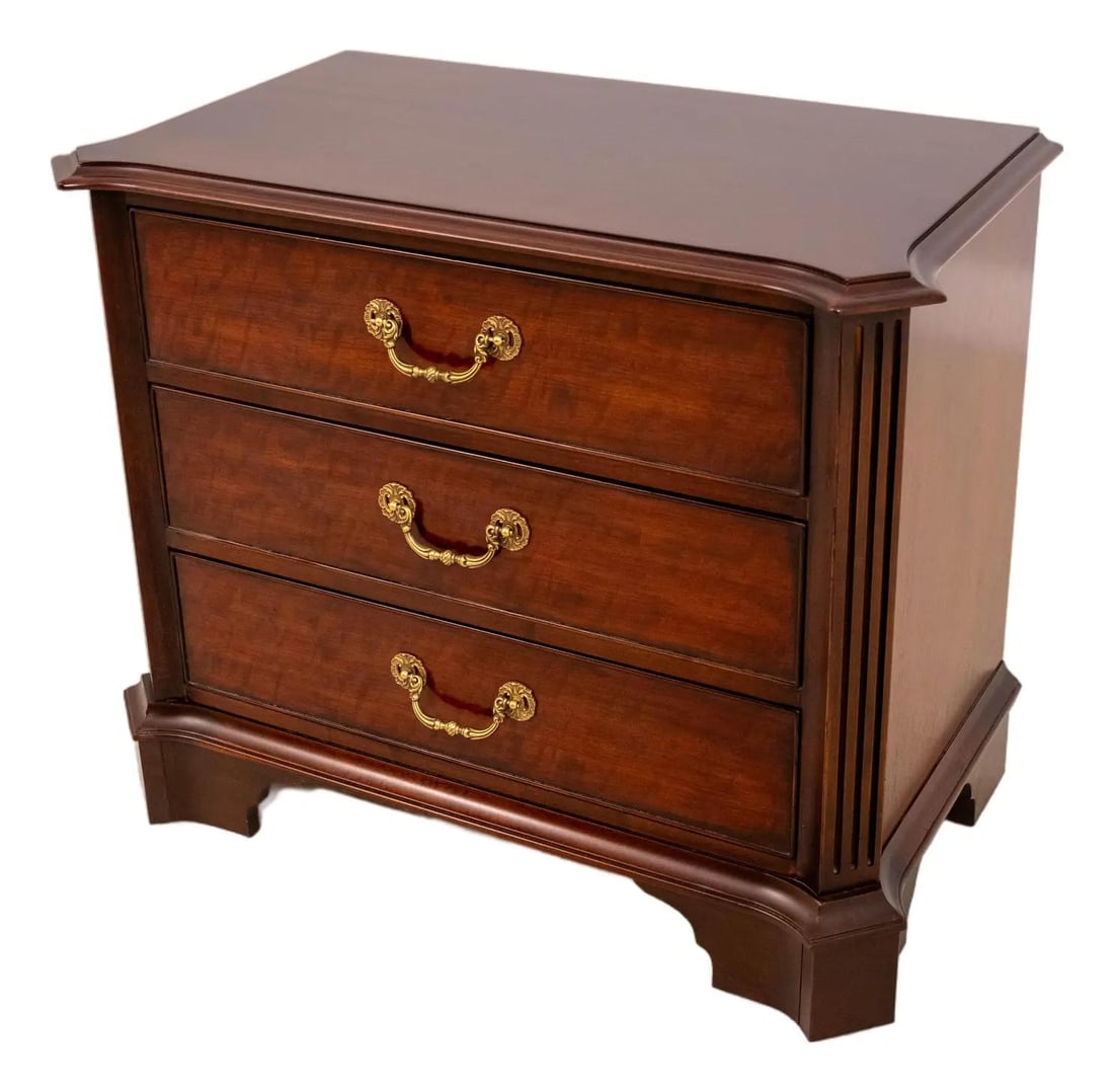 Mahogany Chippendale Style Nightstand with Three Drawers by Henredon (1 of 10)