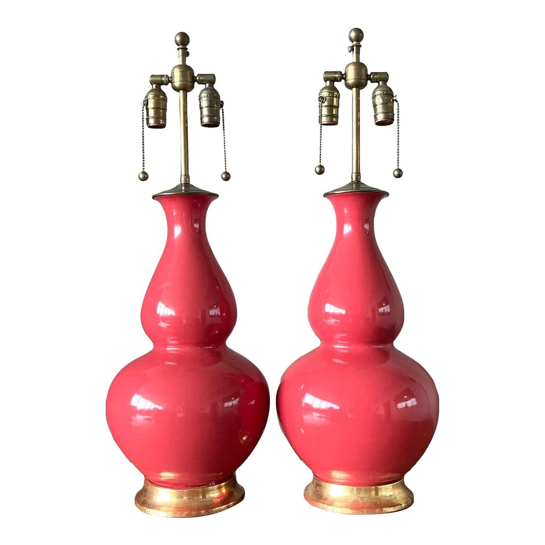 Pair of Christopher Spitzmiller Vintage Gourd Lamps with Giltwood Base: Pair of Christopher Spitzmiller Vintage Gourd Lamps with Giltwood Base Elevate your space with this stunning pair of vintage hand-thrown gourd lamps designed by Christopher Spitzmiller. Each lamp show