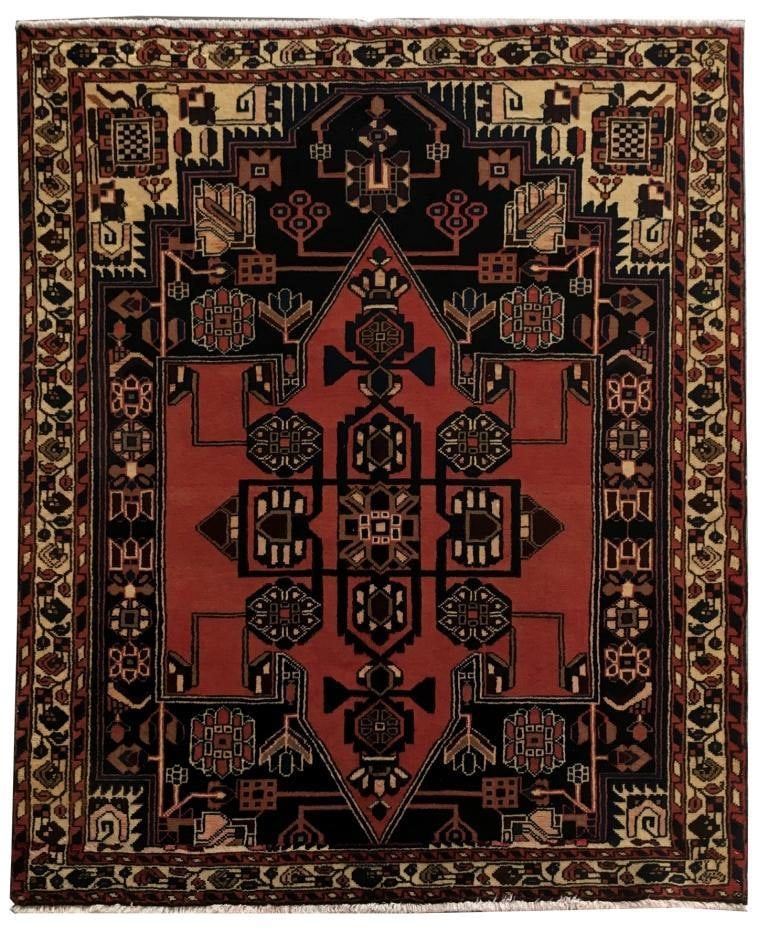 Handmade 4'11 x 5'9 Red Persian Hamadan Rug Iran Wool: Handmade 4'11 x 5'9 Red Persian Hamadan Rug Iran Wool Free continental US Shipping Enhance your living space with this exquisite 4' 11" x 5' 9" Red Persian Hamadan Rug, handwoven by skilled artisans i
