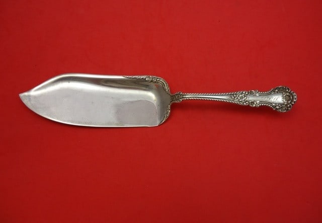 Gorham Cambridge Sterling Silver Fish Server 11.5 Inches with Applied Design (1 of 2)