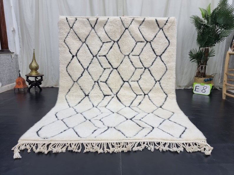 Authentic Handmade Moroccan Berber Rug 2 x 5 Feet: Authentic Handmade Moroccan Berber Rug 2 x 5 Feet Enhance your space with this stunning Soft White Engraved Rug, an authentic handmade Moroccan Berber rug. Expertly handwoven in the Atlas Mountains by