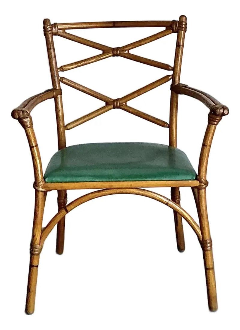 Chippendale Style Rattan Desk Chair With Emerald Upholstered Seat: Chippendale Style Rattan Desk Chair With Emerald Upholstered Seat This vintage Heywood Wakefield desk chair embodies mid-century modern design with a Chippendale-style backrest crafted from bent ratta
