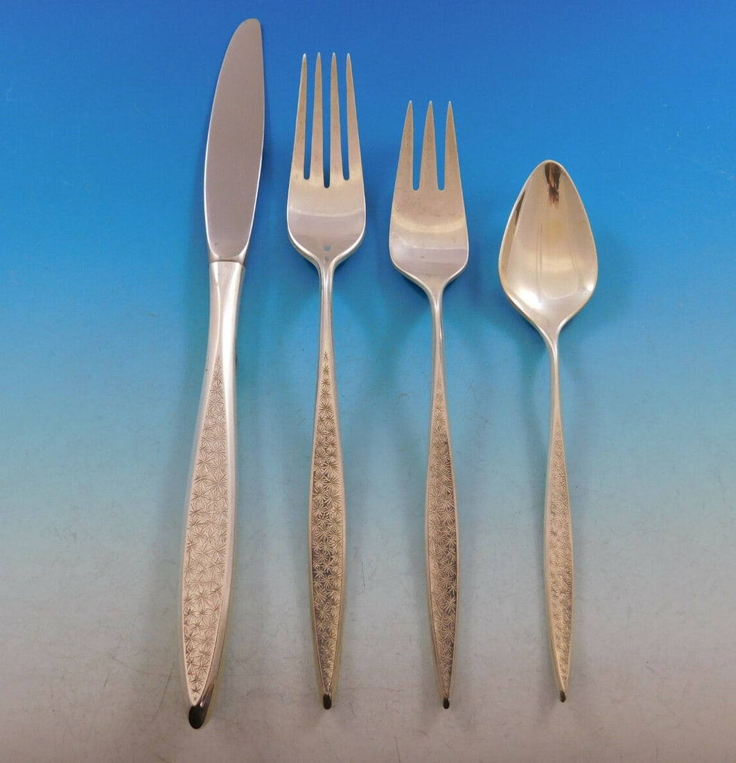 International Silver Snowflake Sterling Silver Flatware Set 28 pcs With Caddy: International Silver Snowflake Sterling Silver Flatware Set 28 pcs With Caddy Discover the elegance of the Snowflake flatware set by International Silver, a stunning collection featuring 28 pieces cra