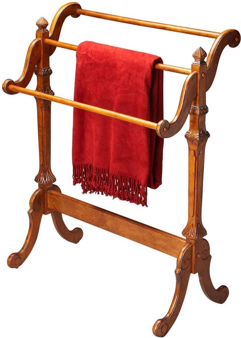 Elegant Butler Quilt Display Stand in Medium Brown Oak: Elegant Butler Quilt Display Stand in Medium Brown Oak Showcase your quilts in style with this versatile vintage-style quilt display stand. Crafted with a formal design, it features a rectangular tres