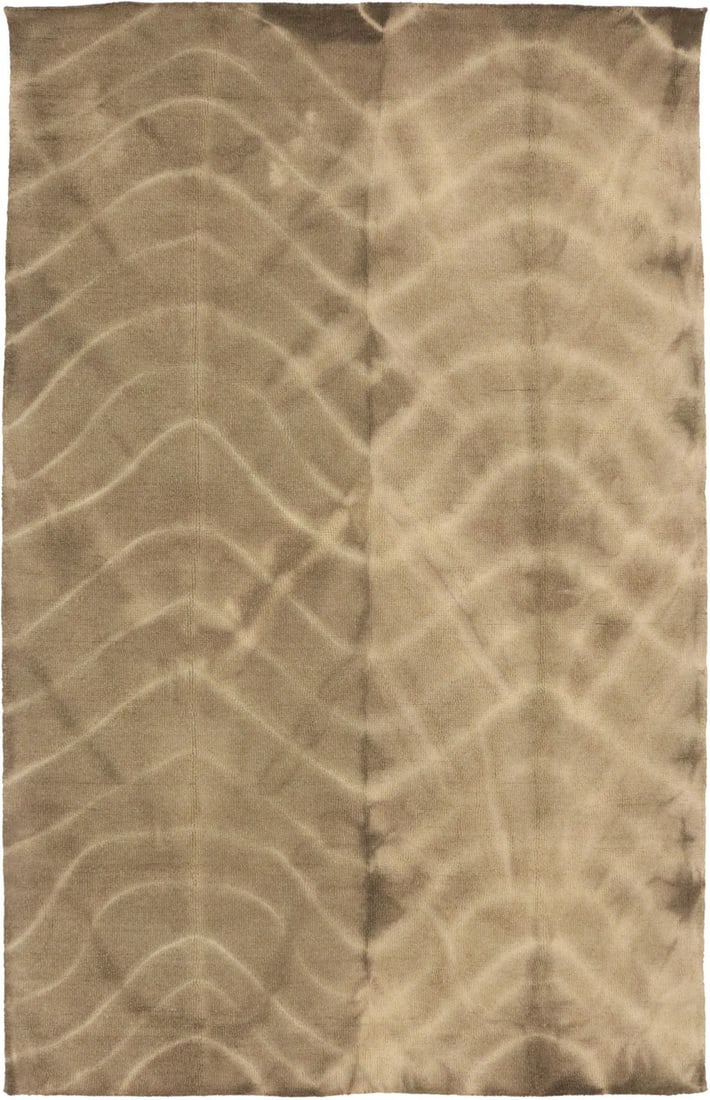 Hand-Tufted Brown 5x8 Modern Tie-Dye Area Rug: Hand-Tufted Brown 5x8 Modern Tie-Dye Area Rug Enhance your home decor with this stunning 5x8 hand-tufted tie-dye design rug, perfect for modern spaces. Crafted from high-quality wool, this rug feature