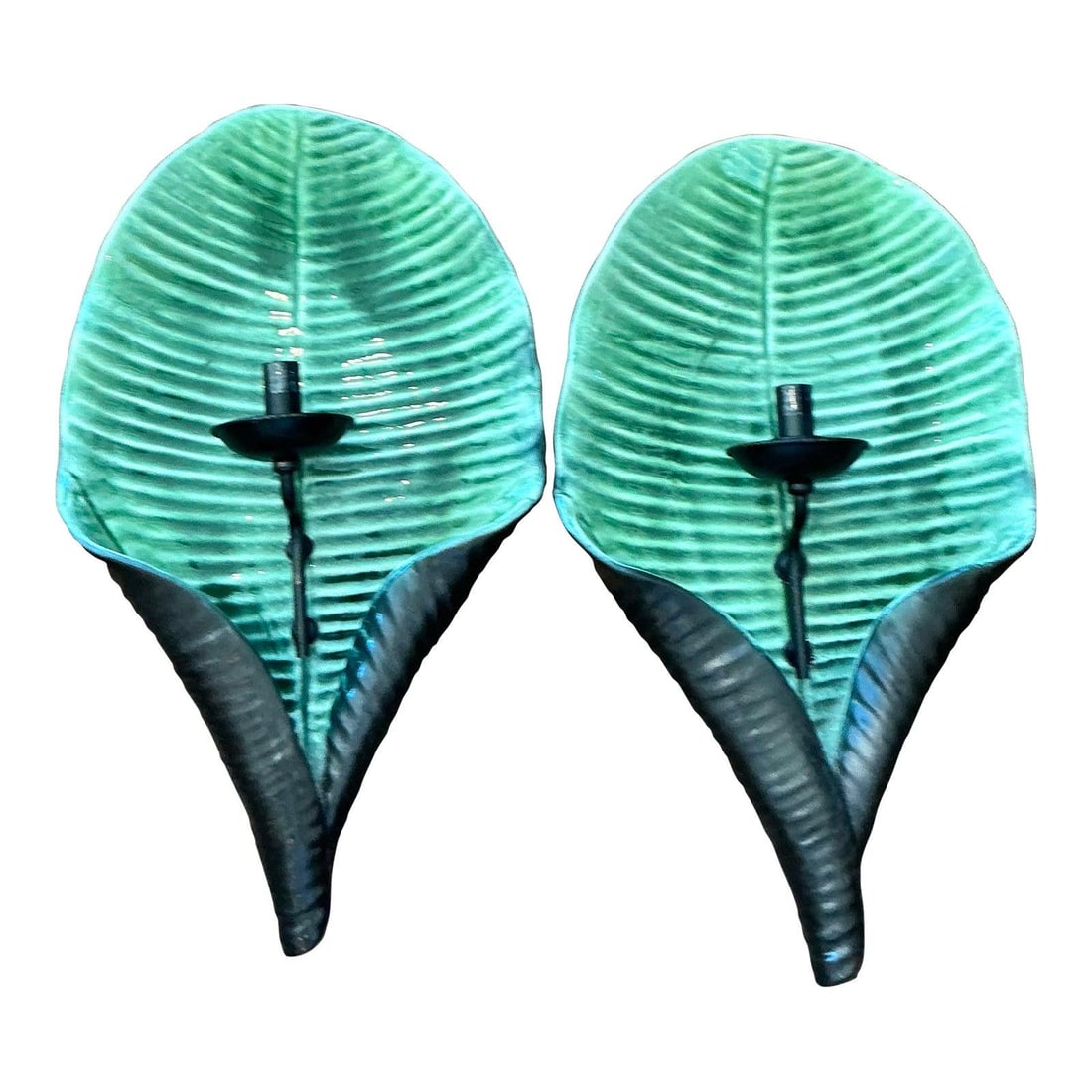 Pair of Vintage Green Leaf Wall Sconces in Hollywood Regency Style After Chelsea House (1 of 7)