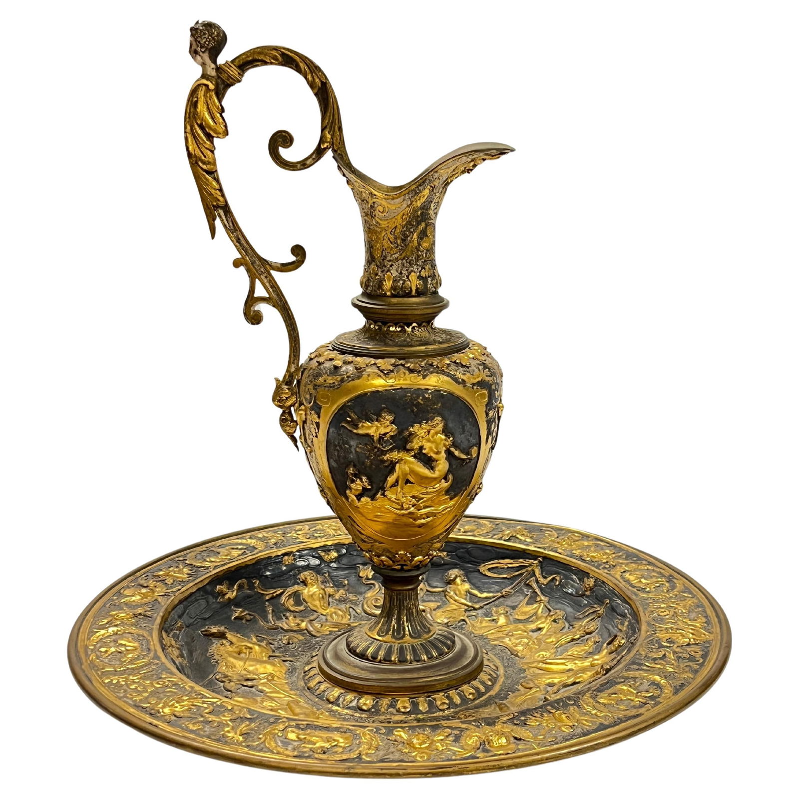 Set of Two French Louis XIII Style Neoclassical Brass Ewer and Basin (1 of 9)