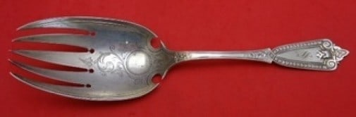 Whiting-Hebbard Ivy Sterling Silver 9.75" Vegetable Serving Fork: Whiting-Hebbard Ivy Sterling Silver 9.75" Vegetable Serving Fork This exquisite vegetable serving fork from the Ivy pattern by Whiting-Hebbard showcases the elegance of sterling silver craftsmanship.