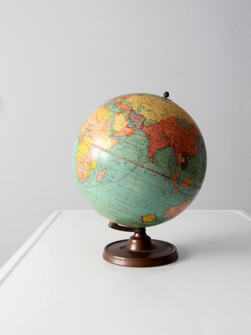 Vintage 1949 Cram's 10.5 Inch Universal Terrestrial Globe (1 of 15)