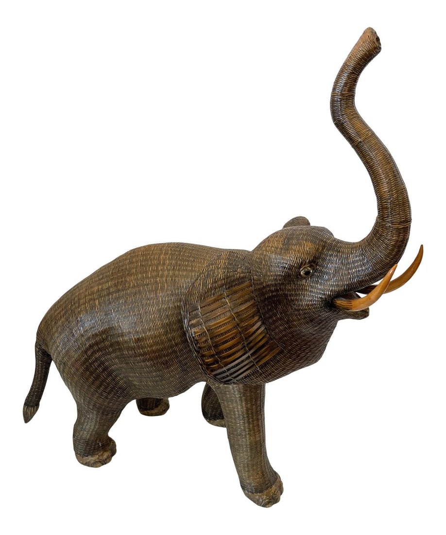 Whimsical Early 20th Century Chinese Wicker Elephant Box (1 of 10)