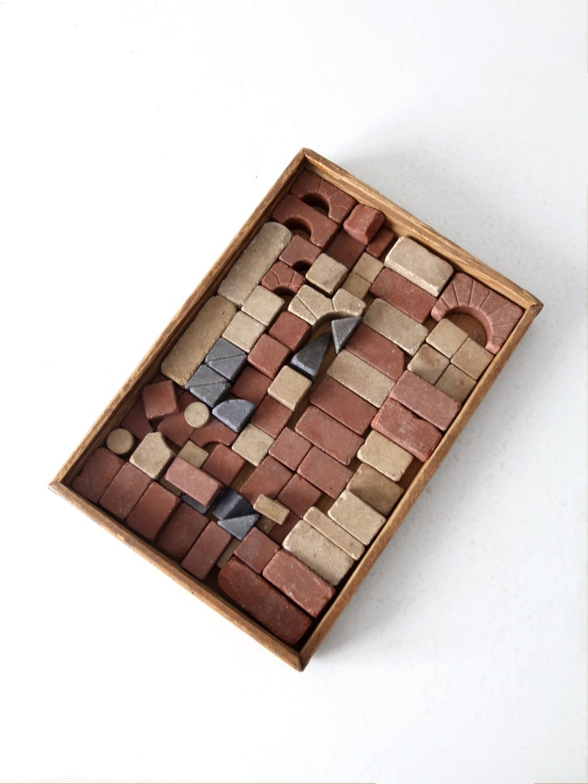 Antique 1800s Richter Building Blocks Set of 78 in Classic Colors: Antique 1800s Richter Building Blocks Set of 78 in Classic Colors Discover a piece of history with this antique Richter building blocks set from the late 1800s. This set features stone-like blocks in