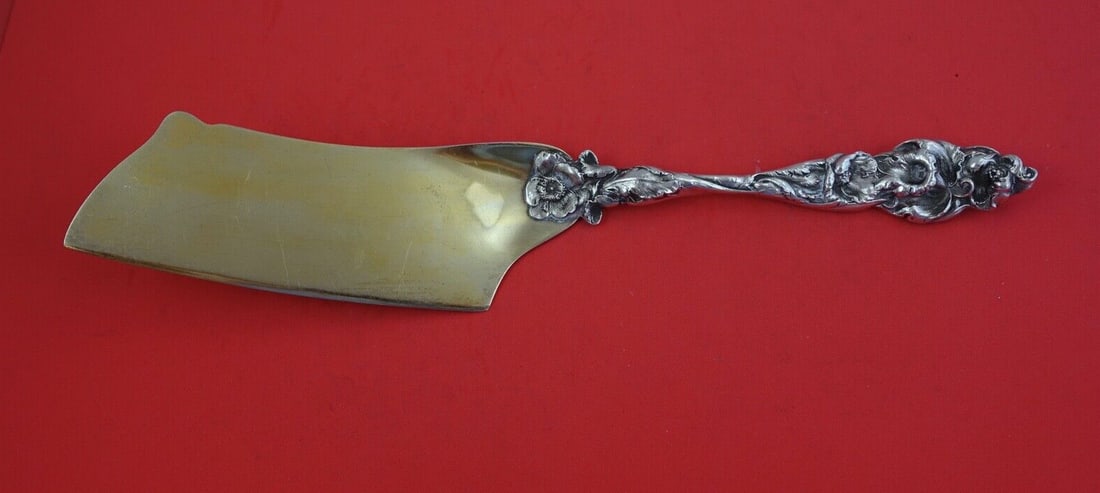 Reed and Barton Les Six Fleurs Sterling Silver Ice Cream Slice 12 1/4" Gold Washed: Reed and Barton Les Six Fleurs Sterling Silver Ice Cream Slice 12 1/4" Gold Washed Presenting the exquisite Les Six Fleurs ice cream slice by Reed and Barton, crafted from fine sterling silver. This e