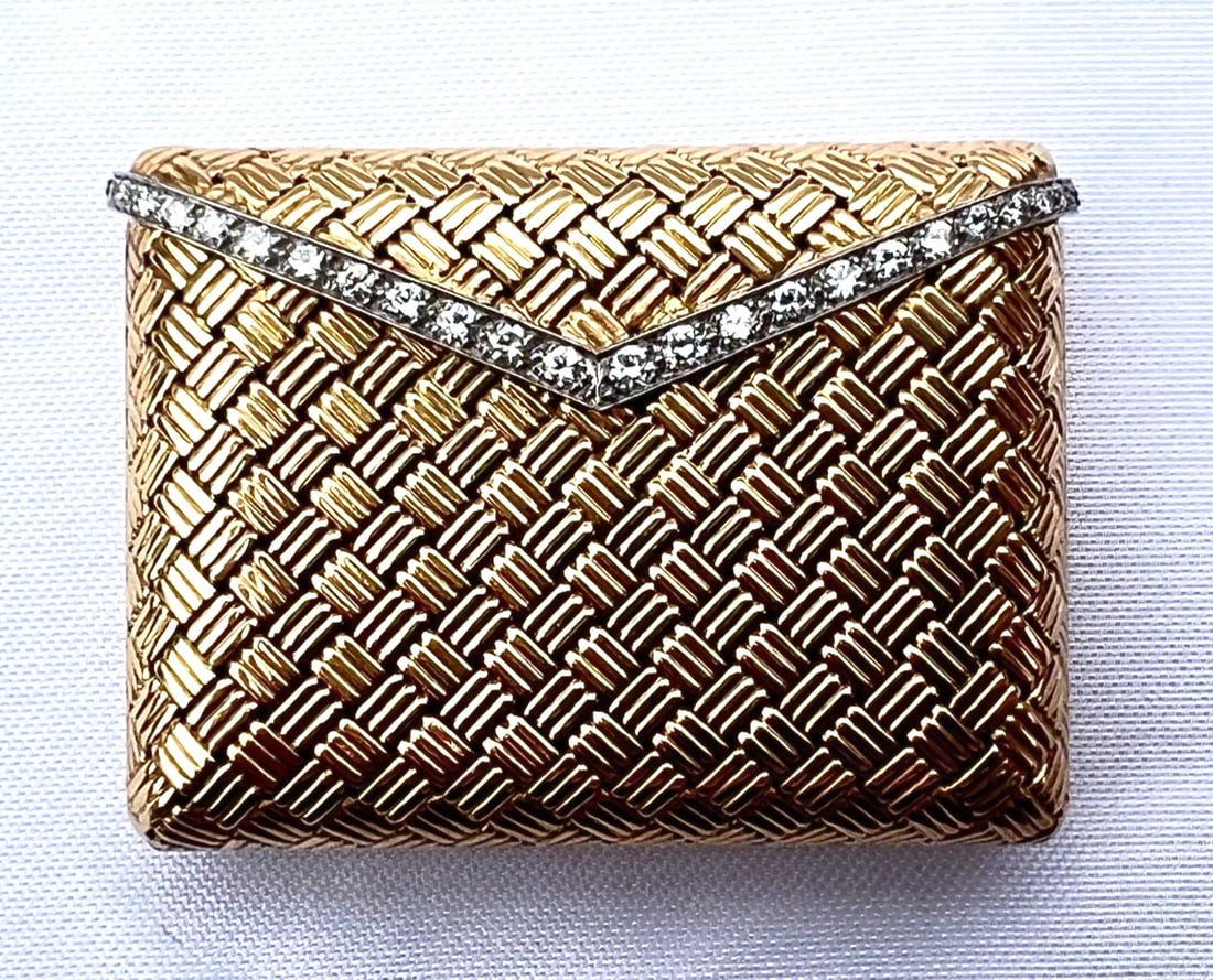 1960's Verdura Swiss 14K Gold Diamond Pocket Watch: 1960's Verdura Swiss 14K Gold Diamond Pocket Watch Discover a stunning 1960's Verdura Swiss pocket watch crafted in 14K gold and adorned with approximately 1 ct of G VS diamonds. This exquisite timepi