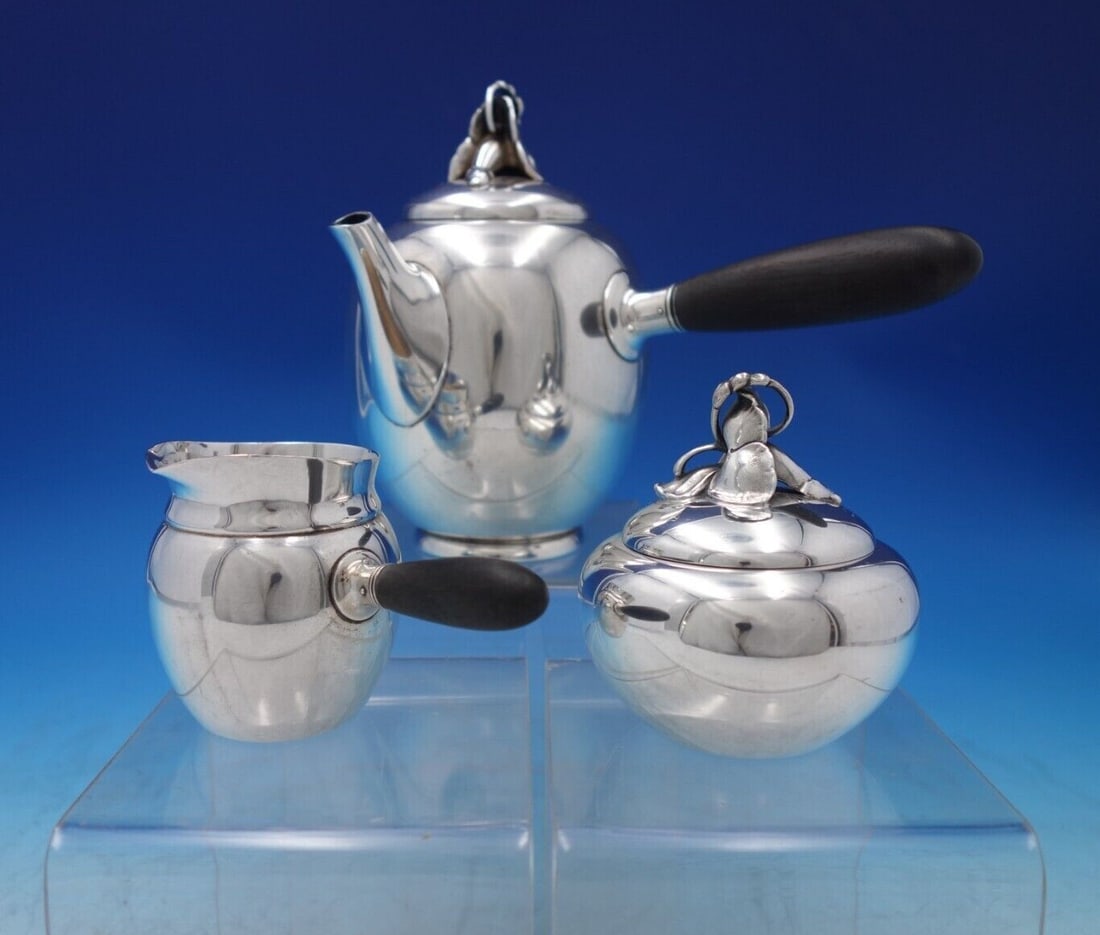 Gorham Pansy Sterling Silver 3pc Coffee Set Mid-Century Modern: Gorham Pansy Sterling Silver 3pc Coffee Set Mid-Century Modern Introducing the exquisite Pansy by Gorham Sterling Silver Coffee Set, a stunning example of Mid-Century Modern design from the 1950s. Thi