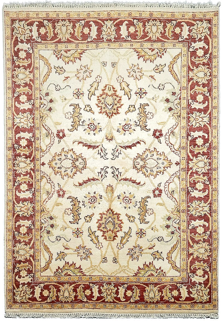 4.11 x 7 Hand-Knotted Agra Indian Area Rug in Ivory: 4.11 x 7 Hand-Knotted Agra Indian Area Rug in Ivory Free continental US Shipping Enhance your living space with this exquisite 4.11 x 7 Agra Indian Handmade Rug, showcasing a stunning blend of traditi