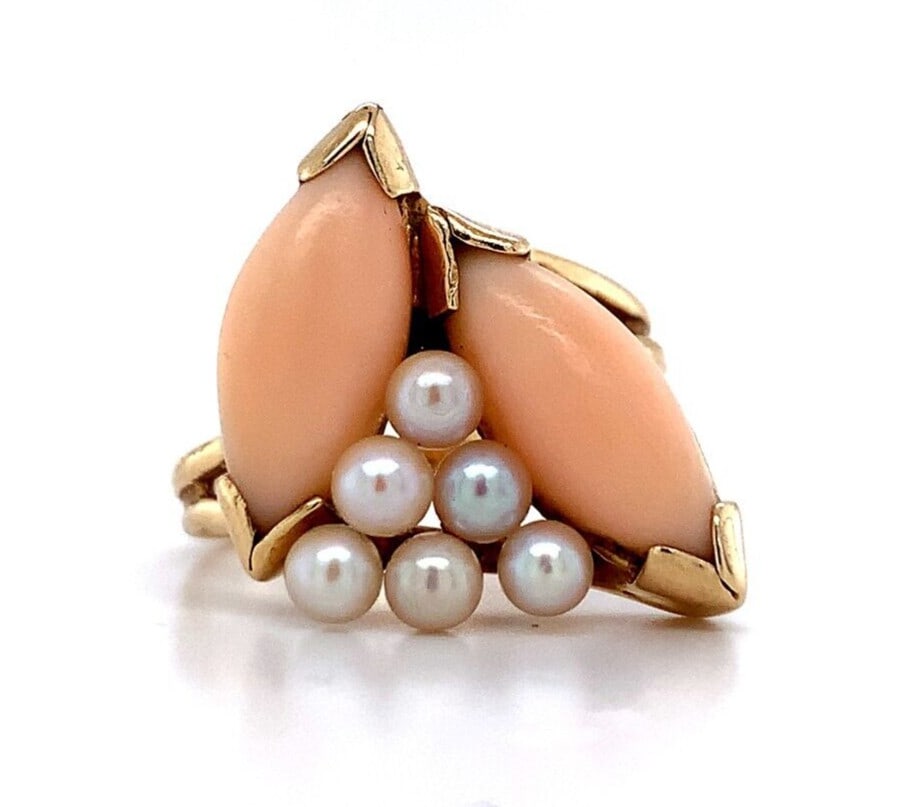 Vintage 14k Yellow Gold Coral and Akoya Pearl Ring Size 5.5 GIA Certified: Vintage 14k Yellow Gold Coral and Akoya Pearl Ring Size 5.5 GIA Certified This exquisite 14k yellow gold ring showcases a stunning combination of coral and akoya pearls, making it a perfect addition t