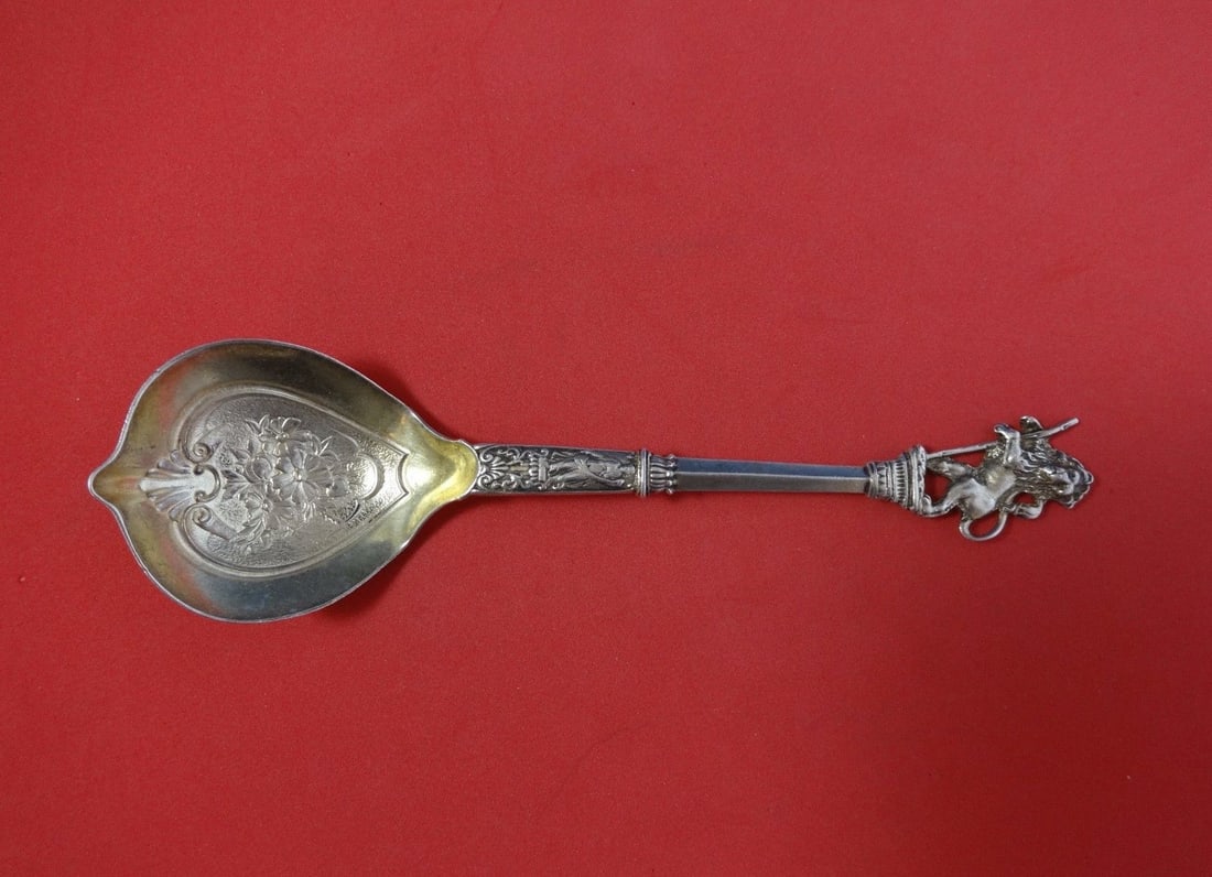 Gorham Number 610 Sterling Silver Vermeil Preserve Spoon with Lion Finial 7 3/8: Gorham Number 610 Sterling Silver Vermeil Preserve Spoon with Lion Finial 7 3/8 This exquisite preserve spoon is crafted by Gorham in the elegant Number 610 pattern. Made from high-quality sterling si