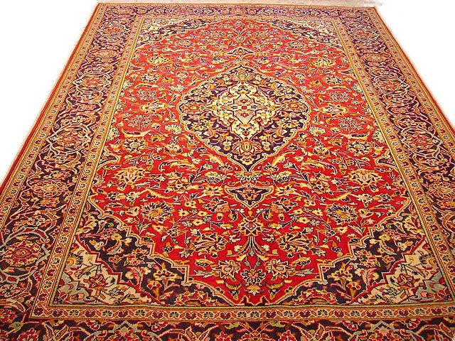 Persian Kashan Rug 7.7 x 10.6 Classic Traditional Style: Persian Kashan Rug 7.7 x 10.6 Classic Traditional Style Free continental US Shipping This exquisite Persian Kashan rug measures 7.7 x 10.6 feet, showcasing a classic traditional design that adds elega