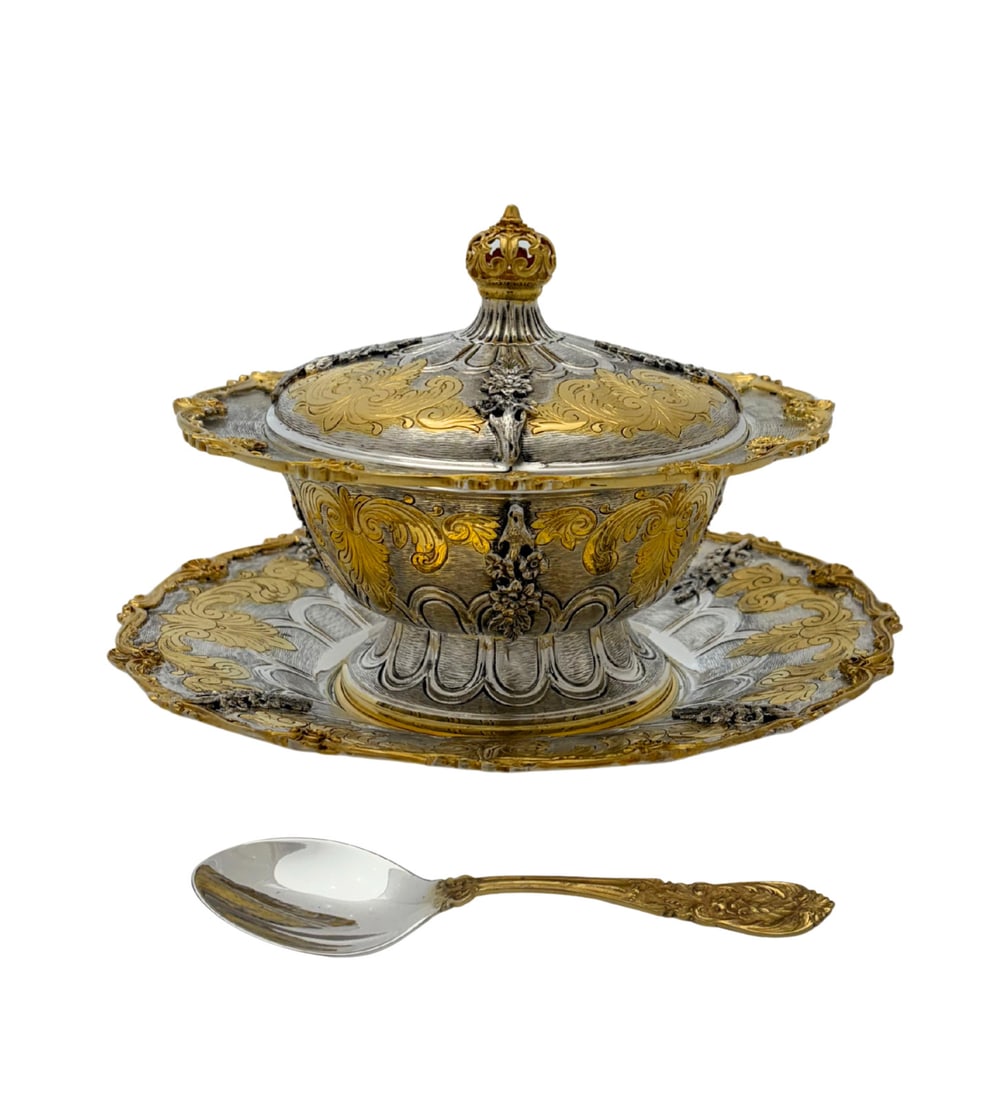 Handcrafted Gilded 925 Sterling Silver Soup Bowl with Tray and Spoon Floral Design: Handcrafted Gilded 925 Sterling Silver Soup Bowl with Tray and Spoon Floral Design This set includes a fine 925 sterling silver and gilded soup bowl with a cover, a spoon, and a tray, all featuring ha