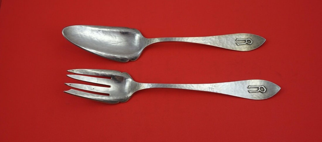 Kalo Sterling Silver Salad Serving Set with Monogram R 10 Inch: Kalo Sterling Silver Salad Serving Set with Monogram R 10 Inch This exquisite salad serving set is crafted from high-quality sterling silver and features an elegant applied monogram "R." Designed by t