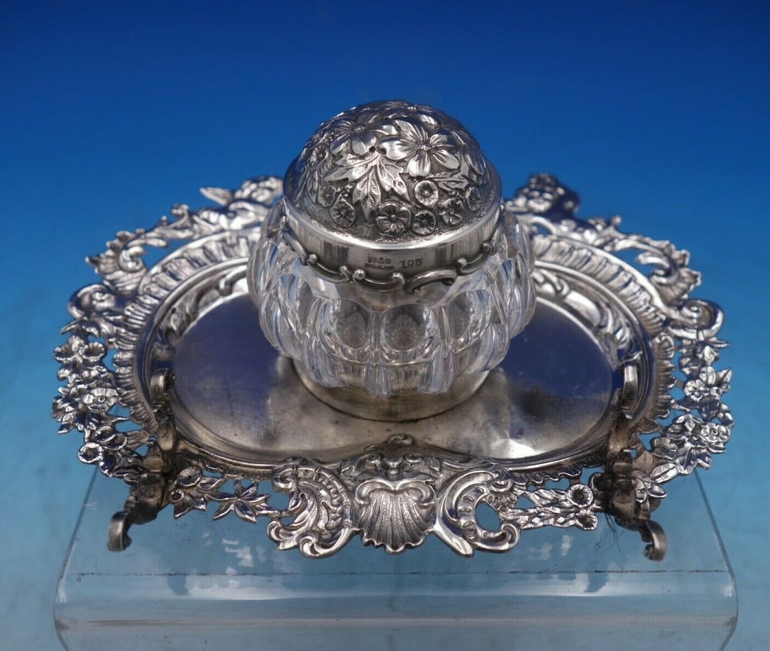 Gorham Sterling Silver Inkwell Tray Pen Rest with Winged Angels: Gorham Sterling Silver Inkwell Tray Pen Rest with Winged Angels This exquisite Gorham sterling silver inkwell comes complete with a tray and pen rest, elegantly adorned with winged angels and floral m
