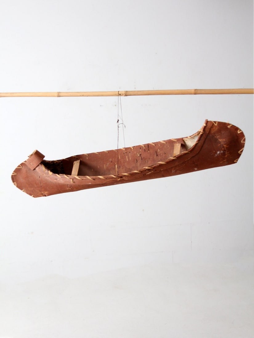 Ojibwe Vintage Birch Bark Canoe Model Decorative Replica (1 of 12)