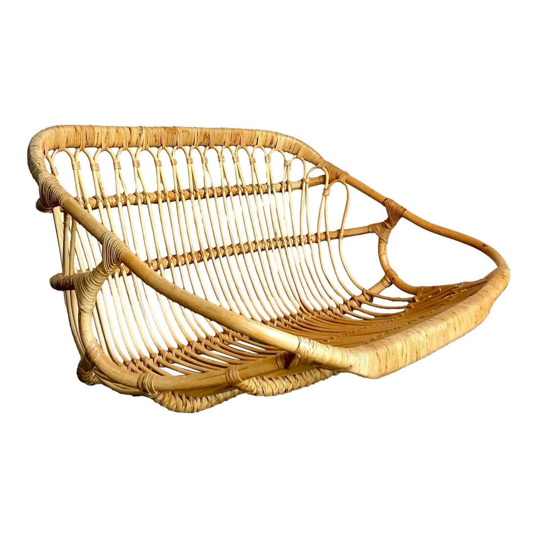 Handcrafted Rattan Bohemian Hanging Swing Bench with Curved Design: Handcrafted Rattan Bohemian Hanging Swing Bench with Curved Design This vintage Boho wrapped rattan hanging bench features handwoven natural rattan with a gracefully curved silhouette and intricate wr