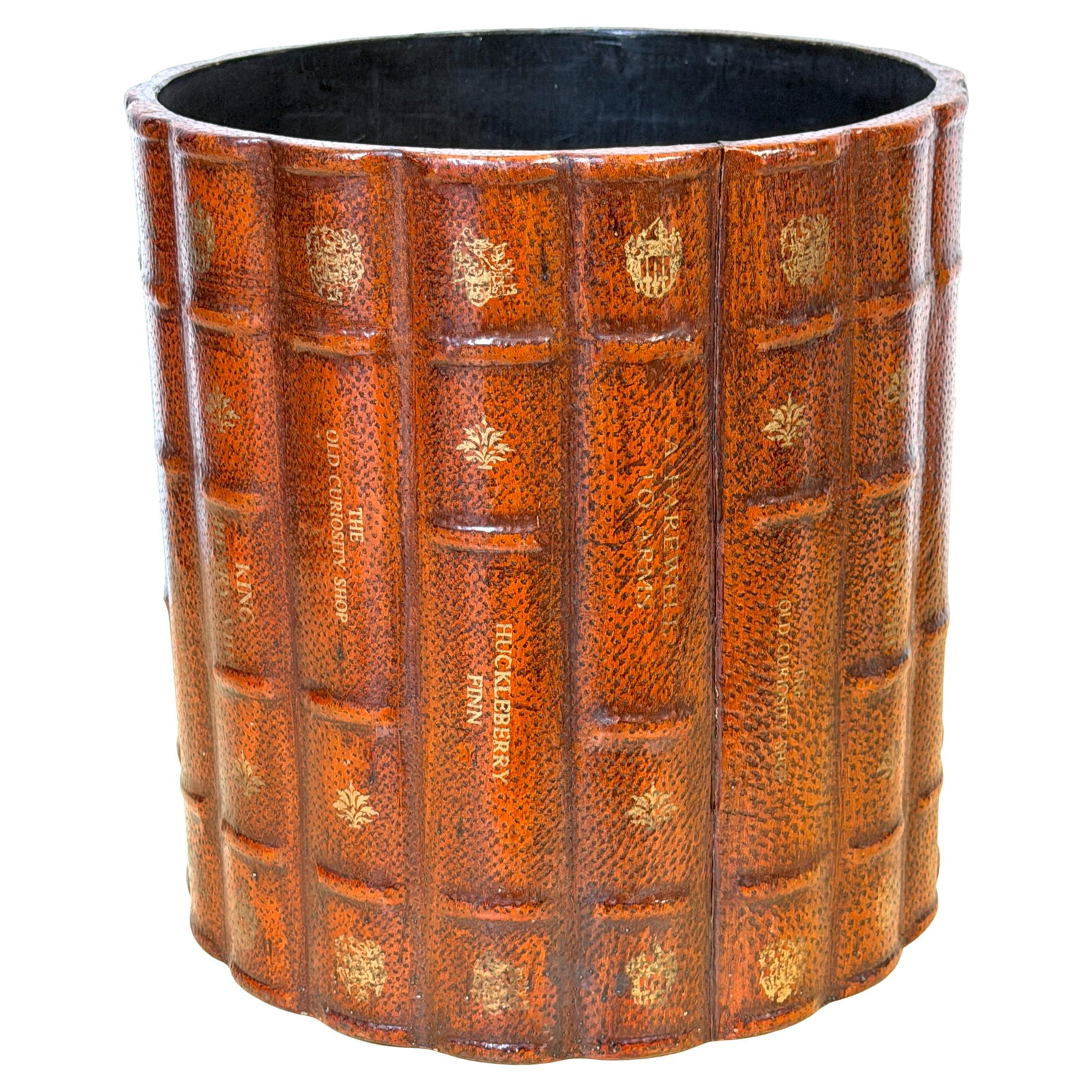 Neoclassical Italian Gilt Leather Book Spine Wastepaper Basket from 20th Century: Neoclassical Italian Gilt Leather Book Spine Wastepaper Basket from 20th Century This Italian Neoclassical gilt leather wastepaper basket from the late 20th century features a sculptural design inspir