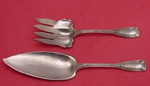 Tiffany & Co. Saint Dunstan Rare Copper Fish Serving Set 2pc One of a Kind: Tiffany & Co. Saint Dunstan Rare Copper Fish Serving Set 2pc One of a Kind This exquisite 2-piece fish serving set, crafted in the early 20th century (1900-1940), showcases the elegant Saint Dunstan p