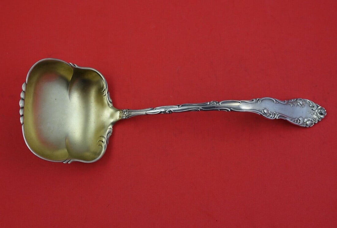 Towle Old English Sterling Silver Oyster Ladle Gold Wash 10 3/4in: Towle Old English Sterling Silver Oyster Ladle Gold Wash 10 3/4in This exquisite Old English Oyster Ladle by Towle is crafted from sterling silver and features a charming gold wash finish. Measuring 1