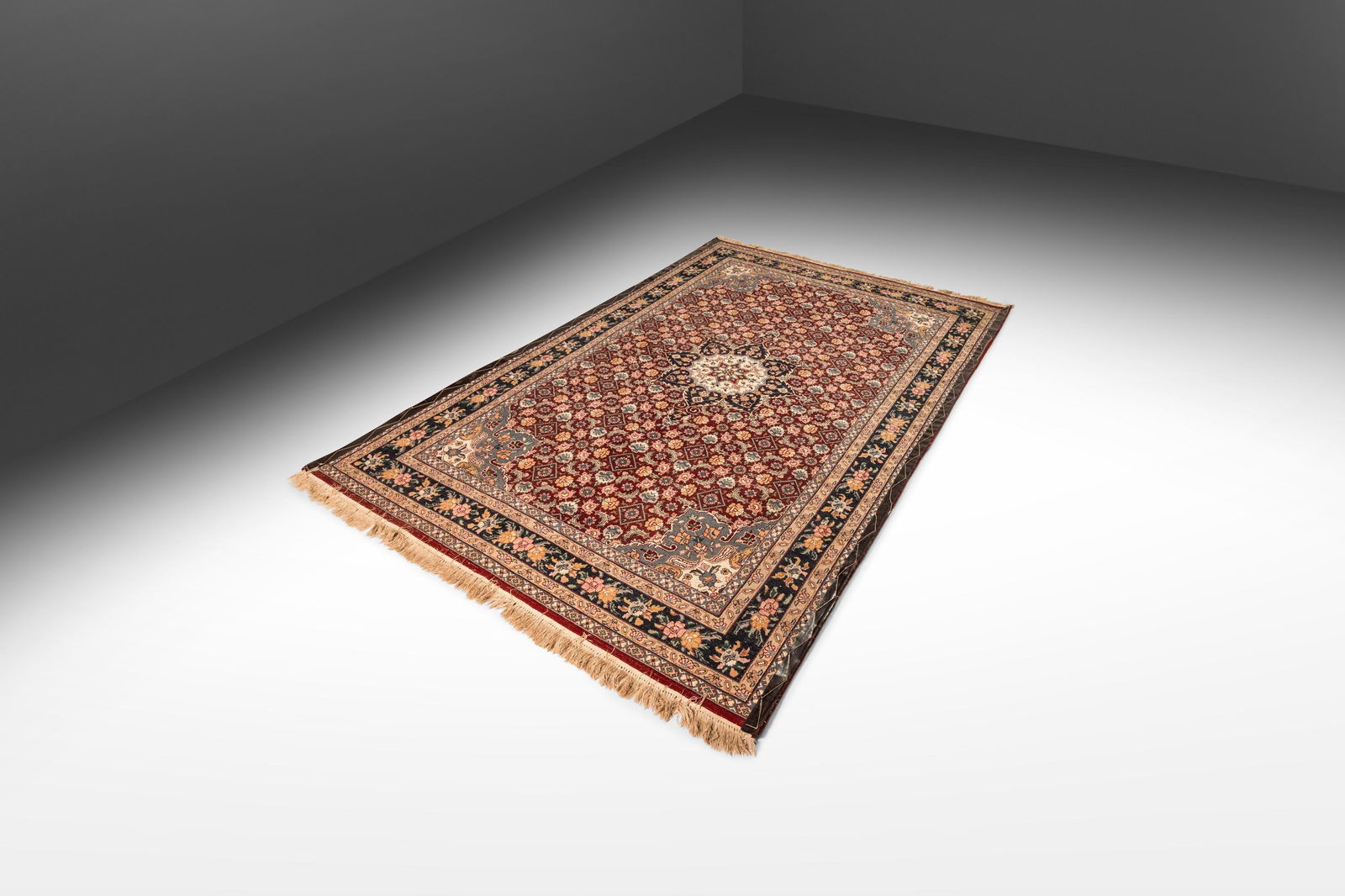 Vintage Persian Kashan Handwoven Wool Rug 9' x 6' 1950s Iran: Vintage Persian Kashan Handwoven Wool Rug 9' x 6' 1950s Iran Discover the beauty of this expansive authentic vintage handwoven woolen Persian Kashan rectangular rug, measuring 9 ft x 6 ft (108 in x 70