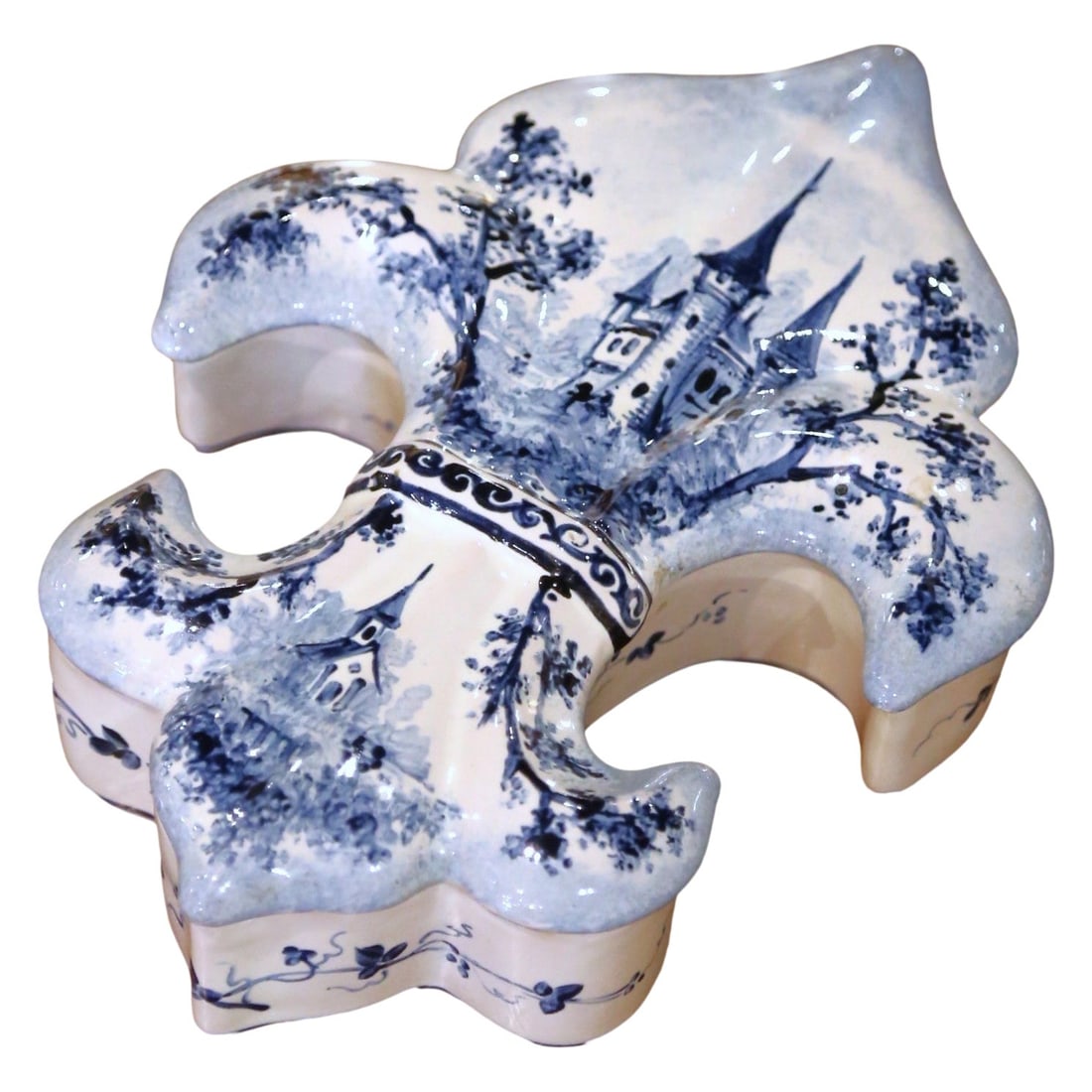 Fleur-de-Lys Shaped French Faience Box Attributed to Alcide Chaumeil Circa 1920: Fleur-de-Lys Shaped French Faience Box Attributed to Alcide Chaumeil Circa 1920 This early 20th-century French faience box, attributed to Alcide Chaumeil, features a distinctive fleur-de-lys shape. Ha