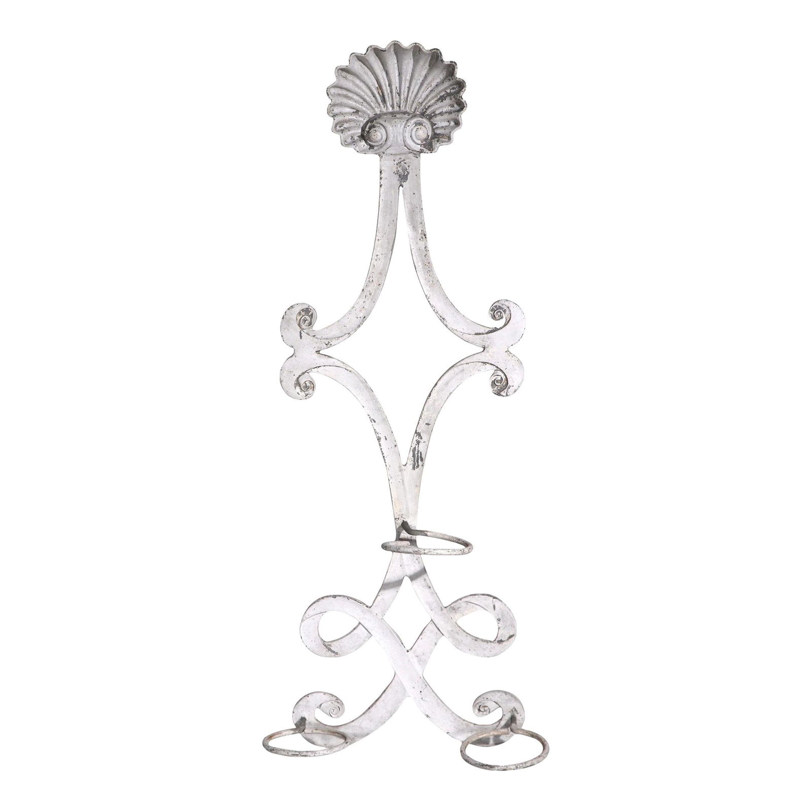 Elegant Art Deco Wall Mount Planter by Molla with 3 Rings: Elegant Art Deco Wall Mount Planter by Molla with 3 Rings This stunning Art Deco wall mount planter, attributed to Molla, is an exquisite example of early 20th-century design. Crafted from cast alumin