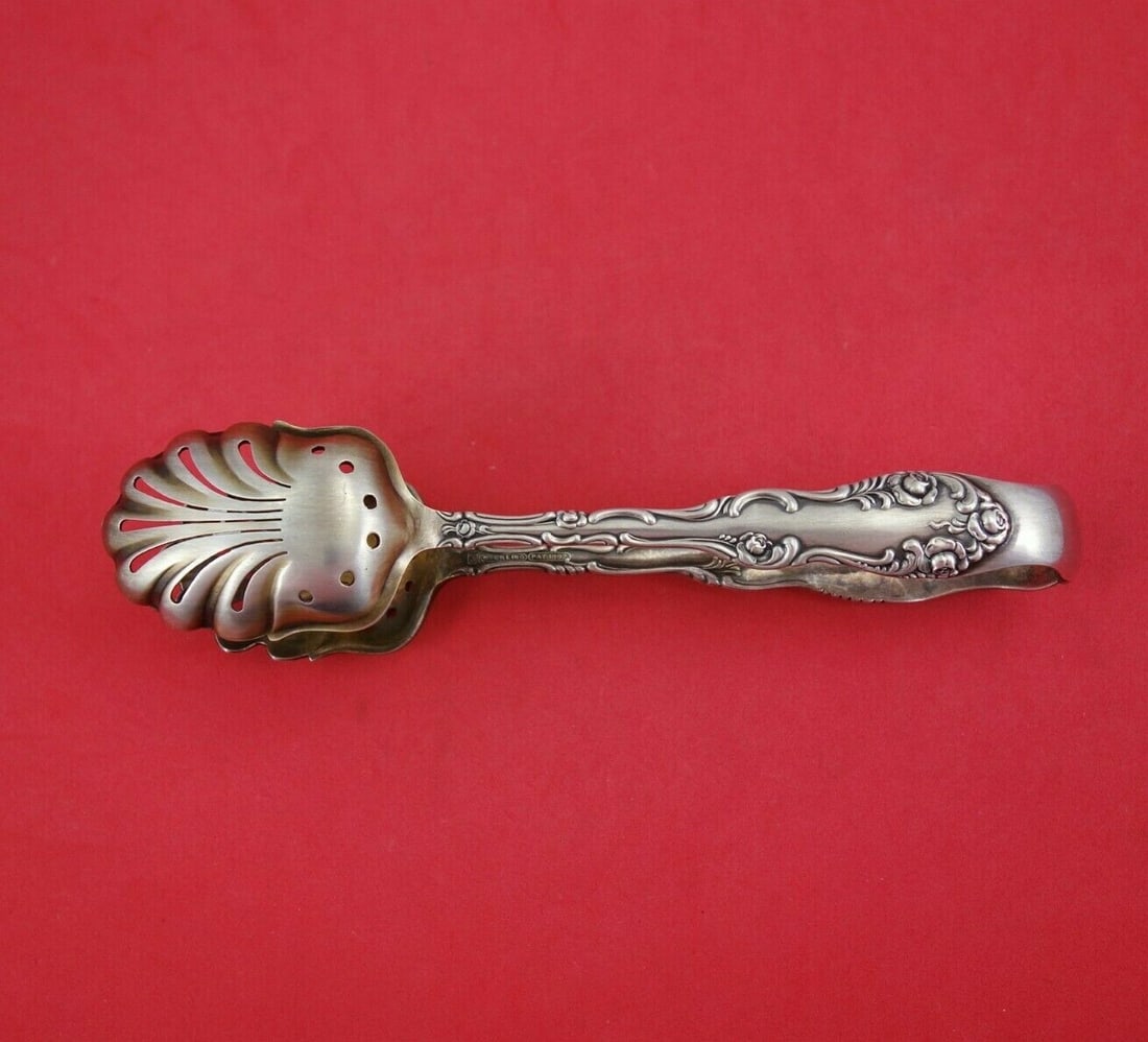 Towle Old English Sterling Silver 7 Inch Ice Tong Serving Piece: Towle Old English Sterling Silver 7 Inch Ice Tong Serving Piece This exquisite 7" ice tong from Towle features the classic Old English pattern, a distinguished design that dates back to the 19th