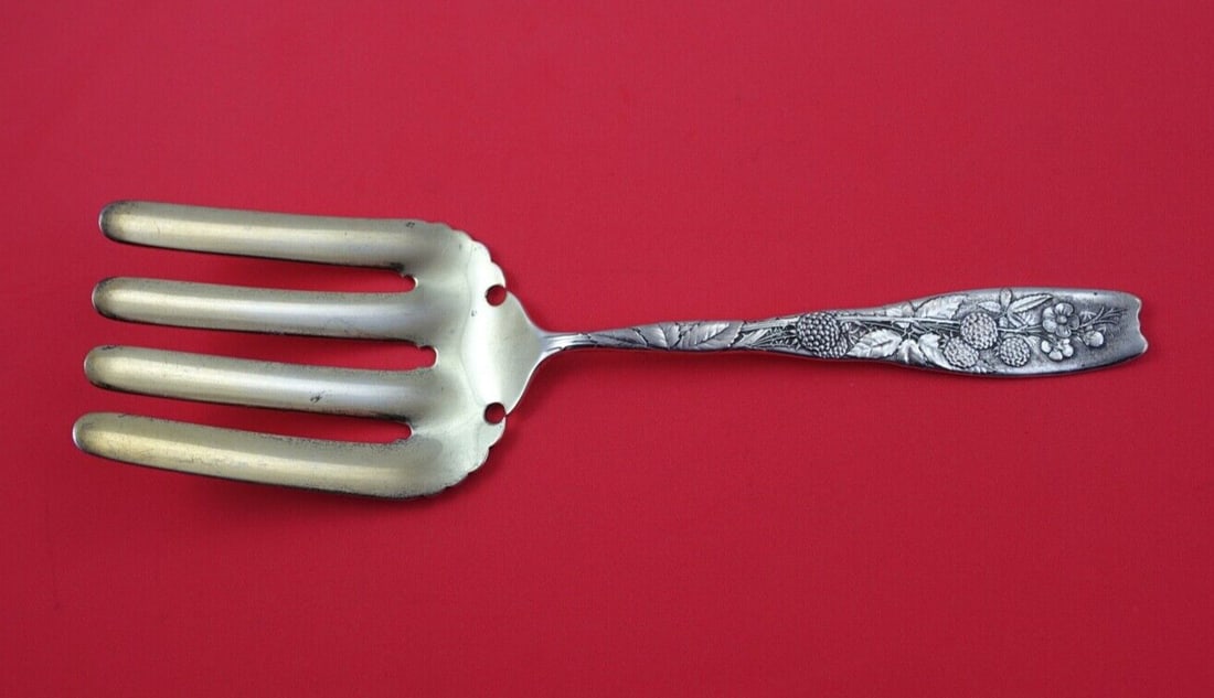 Whiting Berry Sterling Silver Asparagus Fork 10 Gold Wash Raspberry Motif: Whiting Berry Sterling Silver Asparagus Fork 10 Gold Wash Raspberry Motif This exquisite serving fork features the "Berry" pattern by Whiting, crafted from high-quality sterling silver. Measuring 10 i