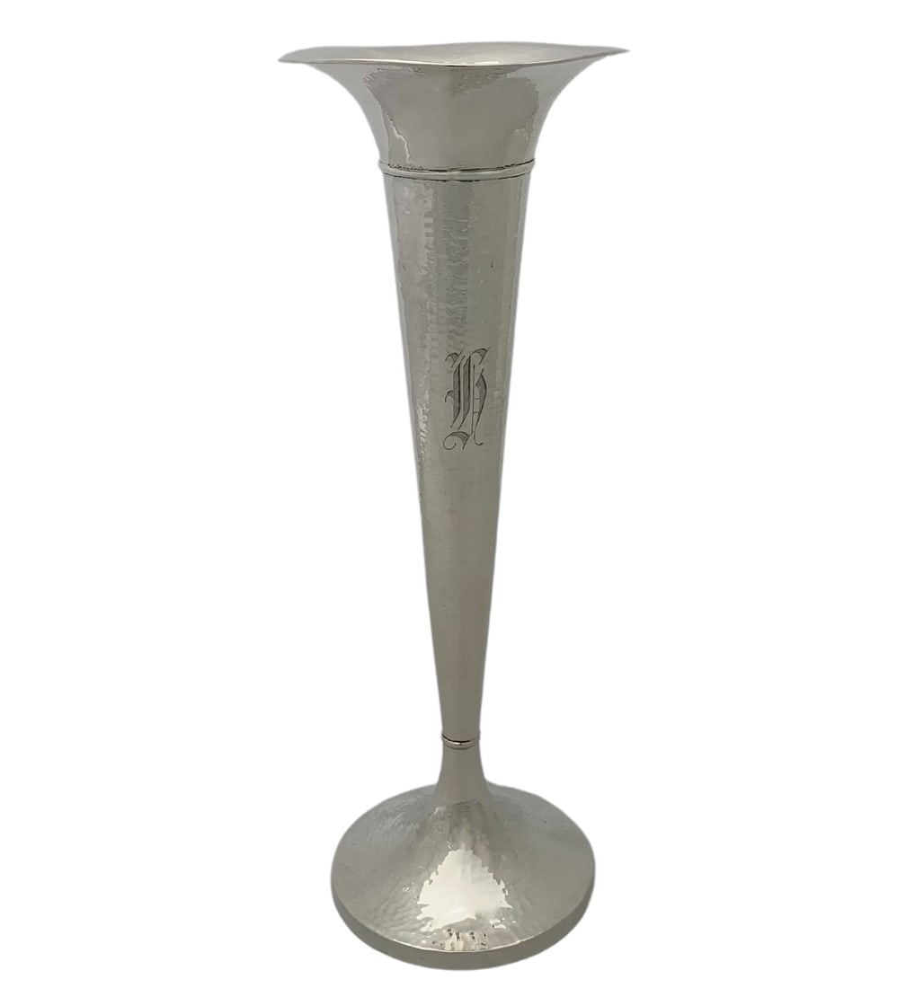 Antique Watson Co 925 Sterling Silver Handmade Hammered Trumpet Vase 13.75 Inches: Antique Watson Co 925 Sterling Silver Handmade Hammered Trumpet Vase 13.75 Inches This exquisite antique trumpet vase from Watson & Co. is crafted from 925 sterling silver, showcasing a unique handmad