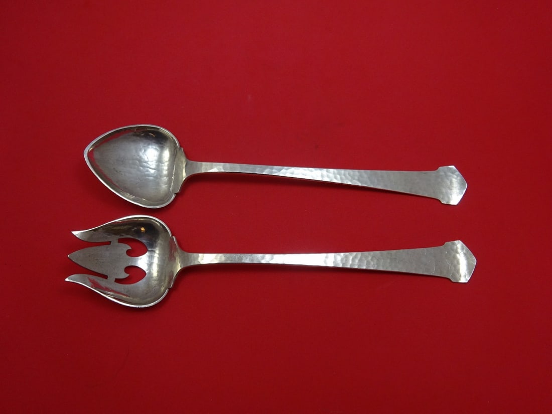 Kalo Sterling Silver 2pc Salad Serving Set Hammered 9 7/8": Kalo Sterling Silver 2pc Salad Serving Set Hammered 9 7/8" This exquisite 2-piece salad serving set from Kalo is crafted from high-quality sterling silver, featuring a stunning hammered finish. The se